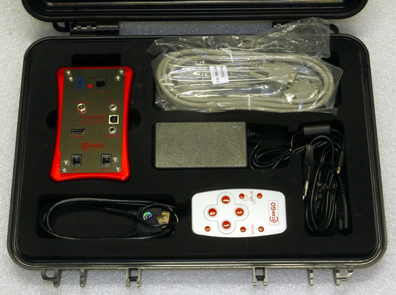 Montatura Equatoriale/Altazimutale 4 in 1, monobraccio con tecnologia Fast-Reverse, completa di: Goto STARGO, Dove-tail GP", Peso 5,5Kg, treppiedie T-POD 90, custodie, Alimentatore 220v Montatura Equatoriale/Altazimutale 4 in 1, monobraccio con tecnologia Fast-Reverse, completa di: Goto STARGO, Dove-tail GP", Peso 5,5Kg, treppiedie T-POD 90, custodie, Alimentatore 220v