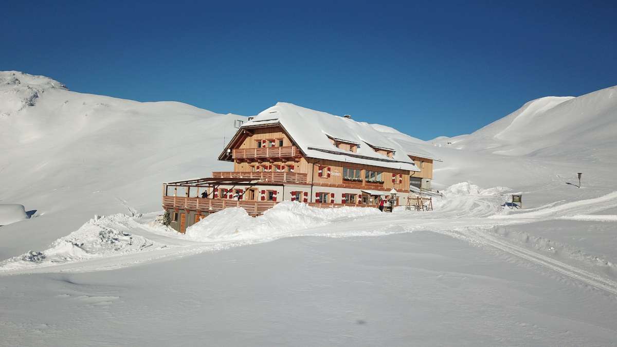 Sessione di astronomia in alta montagna. Un approccio ibrido all'outdoor e all'astronomia, in ambienti remoti e di incomparabile bellezza. Sessione di astronomia in alta montagna. Un approccio ibrido all'outdoor e all'astronomia, in ambienti remoti e di incomparabile bellezza.