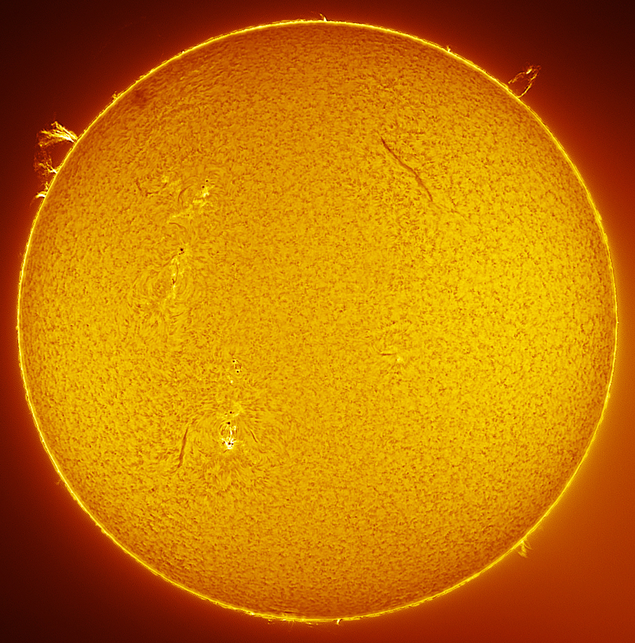   Trasforma un normale telescopio normale in un telescopio solare H-alfa con distanza focale fino a 1080 mm che mostra protuberanze e tanto altro  