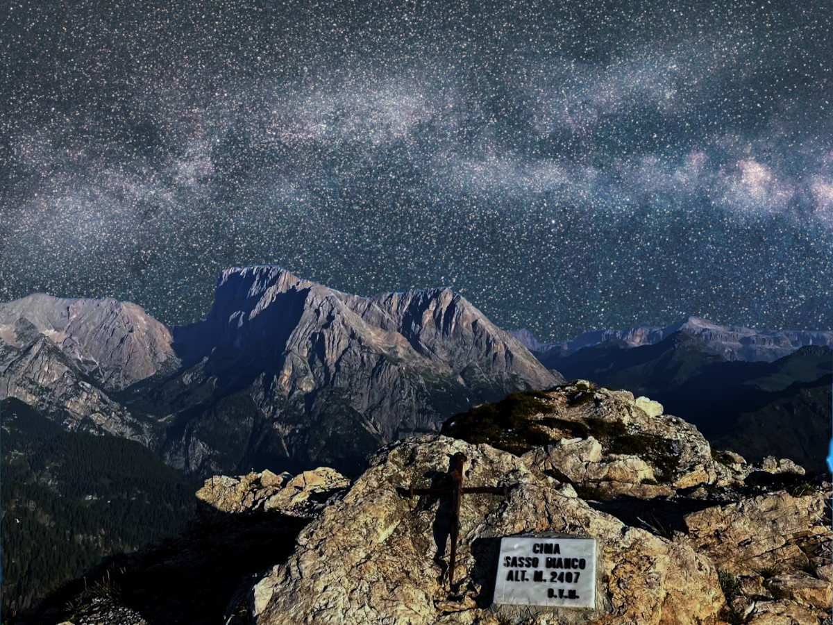 Pacchetto completo di astro-escursionismo con salita alle creste sommitali del Sasso Bianco, apericena presso il Rifugio Sasso Bianco, osservazioni astronomiche supportate da Dwarf 3 e Unistellar Odyssey Pro e passeggiata ambientale notturna.
Pacchetto completo di astro-escursionismo con salita alle creste sommitali del Sasso Bianco, apericena presso il Rifugio Sasso Bianco, osservazioni astronomiche supportate da Dwarf 3 e Unistellar Odyssey Pro e passeggiata ambientale notturna.