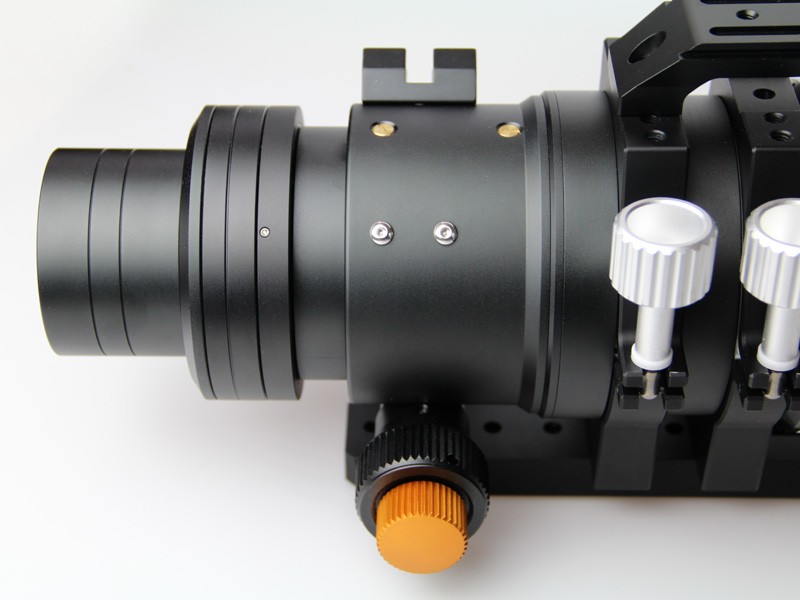 astrografo tecnosky APO a 5 elementi da 90mm di diametro e 450mm di focale (F/5)