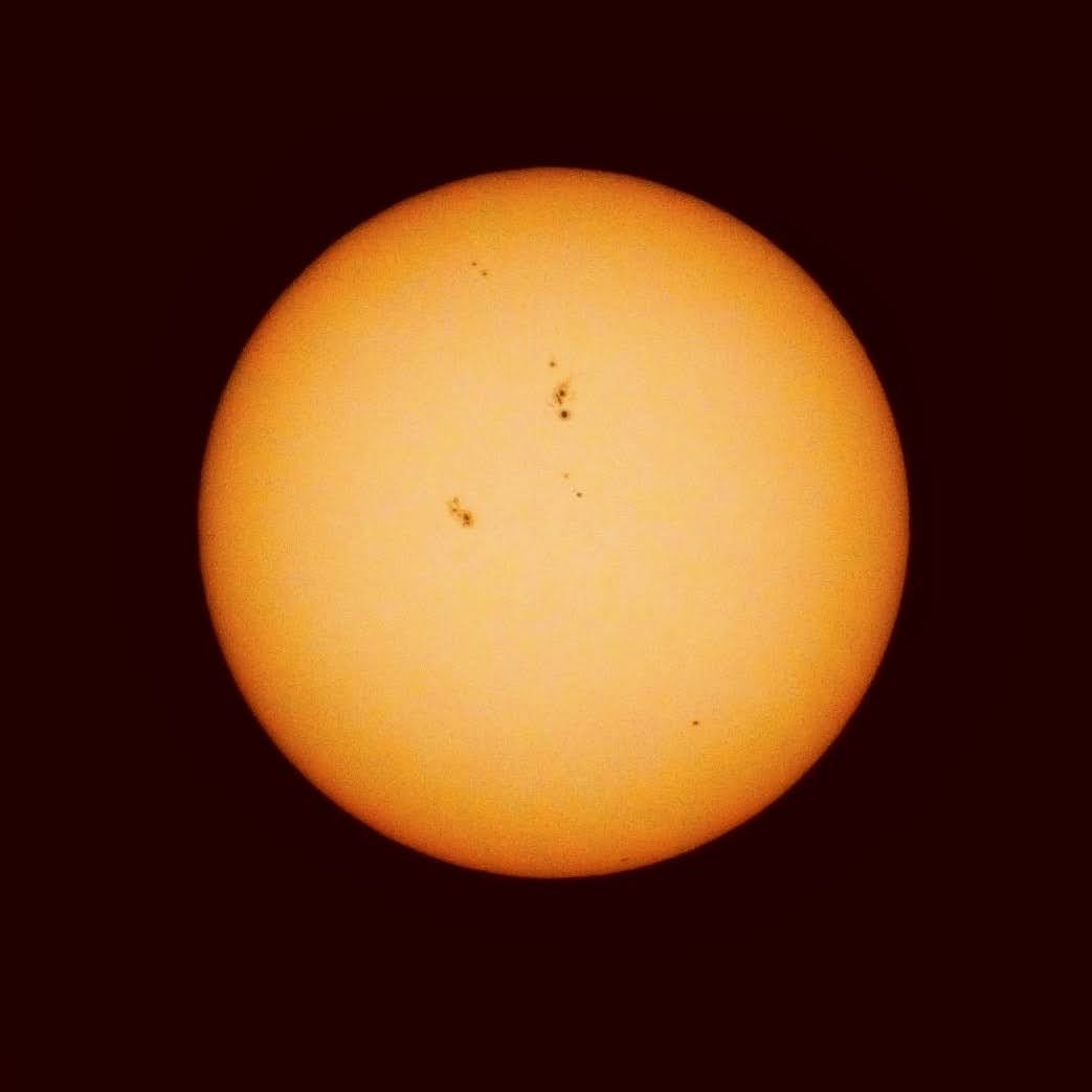Pacchetto completo di astro-escursionismo con escursione al Rifugio Scarpa, apericena, osservazioni astronomiche notturne e solari supportate da Dwarf 3 e Unistellar Odyssey Pro e passeggiata ambientale notturna. Pacchetto completo di astro-escursionismo con escursione al Rifugio Scarpa, apericena, osservazioni astronomiche notturne e solari supportate da Dwarf 3 e Unistellar Odyssey Pro e passeggiata ambientale notturna.