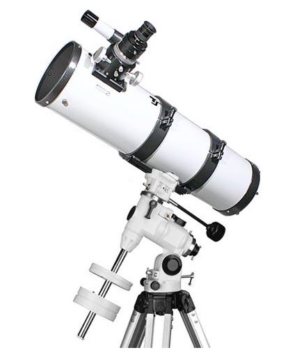   Tubo ottico GSO 150mm F5 Newton Ota con focheggiatore Crayford da 50.8mm su montatura Skywatcher EQ3   