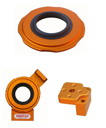  Adattatore per CCD per obiettivi Nikon (vecchia serie) tramite filetto T2 - spessore 19 mm  