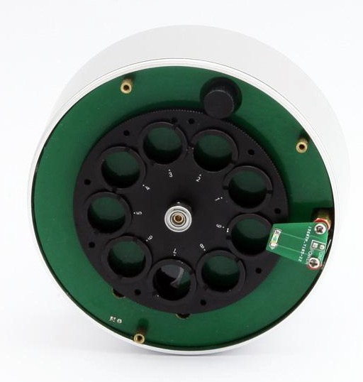 miniCAM5F - camera CMOS raffreddata con ruota portafiltri integrata a 9 posizioni e set filtri LRGB, filtro nero, H-alpha, OIII e SII miniCAM5F - camera CMOS raffreddata con ruota portafiltri integrata a 9 posizioni e set filtri LRGB, filtro nero, H-alpha, OIII e SII