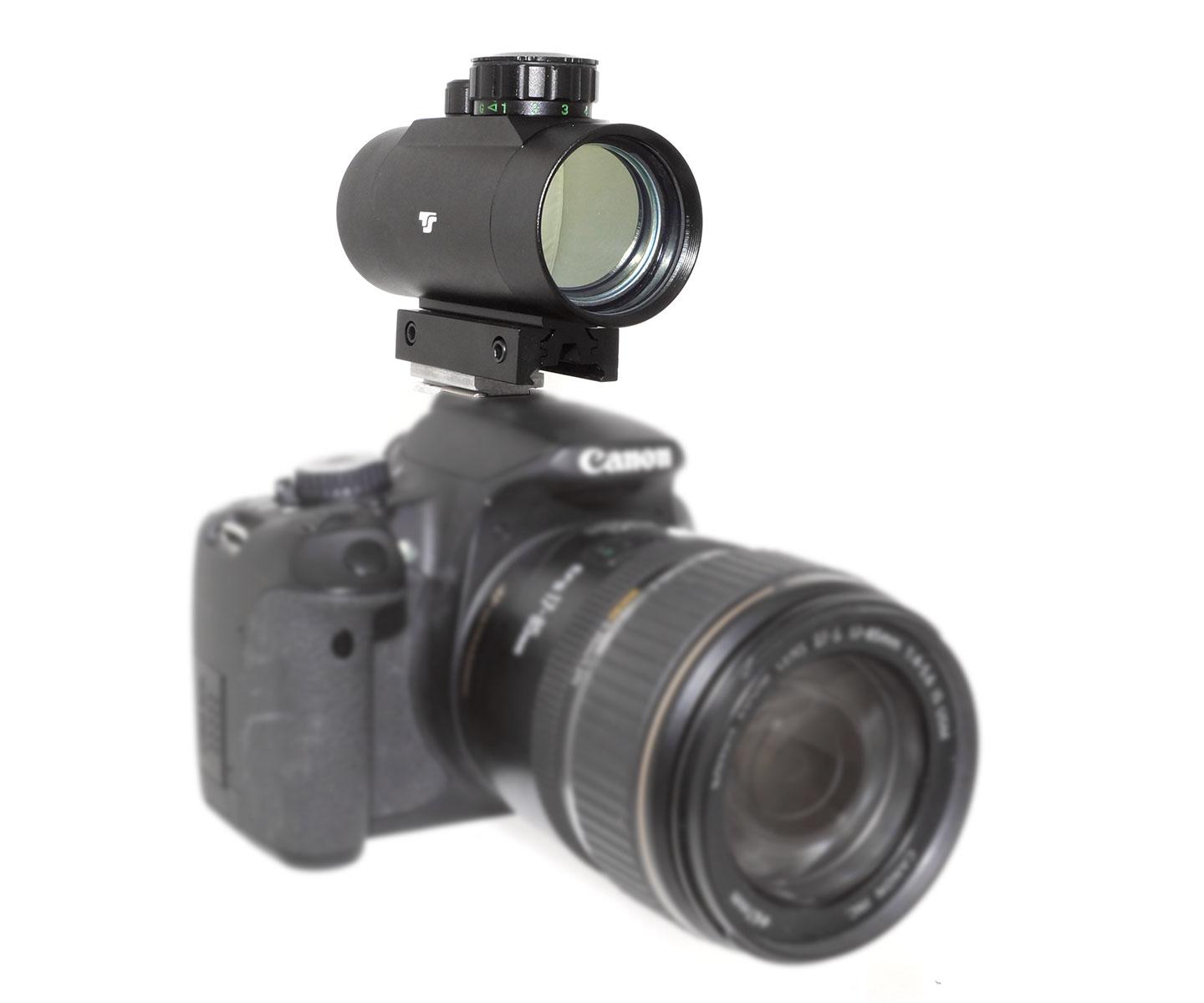   TS-Optics LED Red Dot Finder for DSLR cameras, made of metal [EN]  