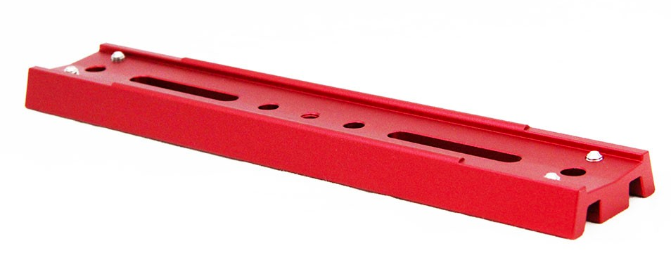  Barra a coda di rondine GSO lunghezza 22 cm per vixen GP / EQ5 di colore rosso 