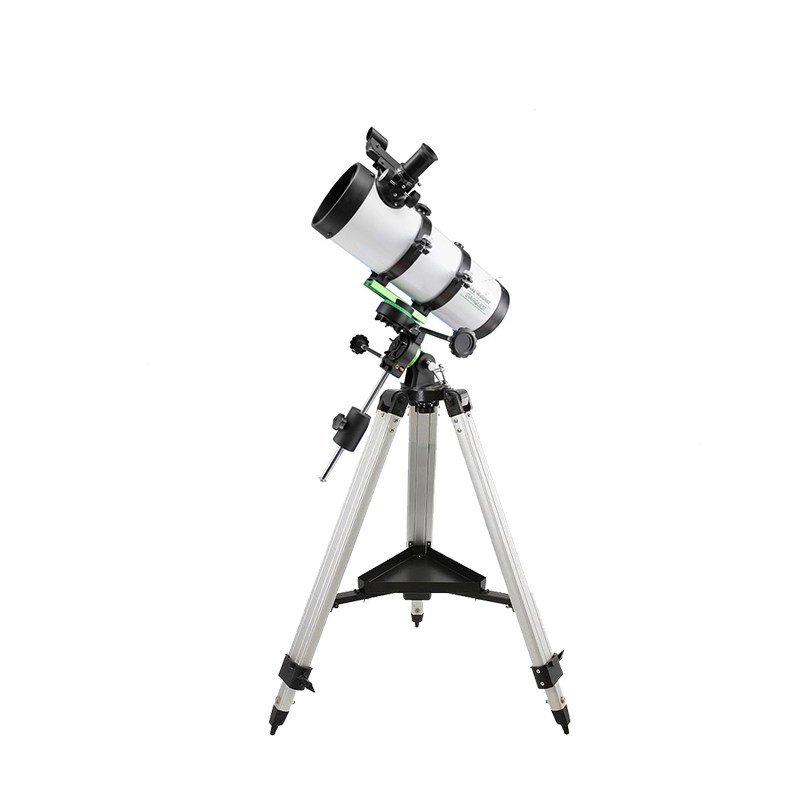 
Telescopio Newton 114/500 su montatura equatoriale Sky-Watcher Star Quest
