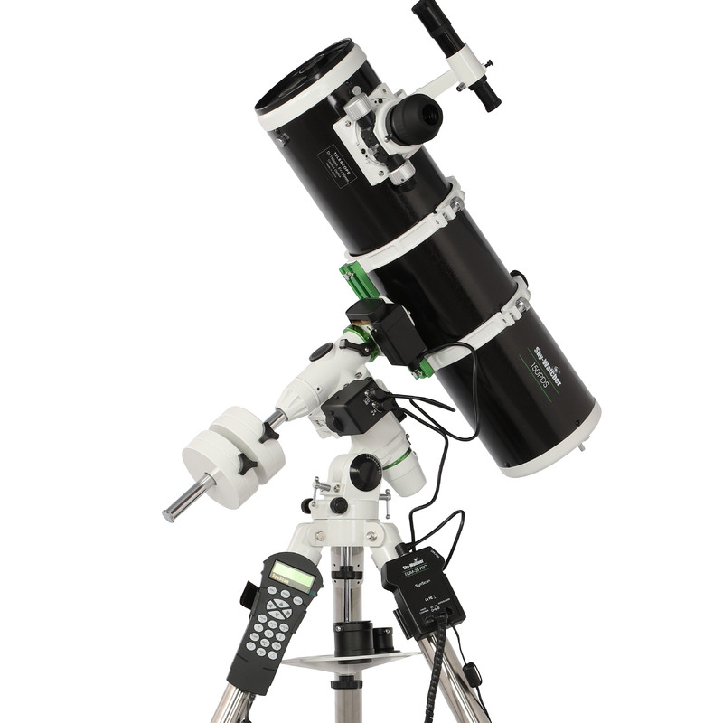  Telescopio Sky Watcher serie Explorer riflettore Newton 150/750 su montatura equatoriale EQM 35 Synscan 