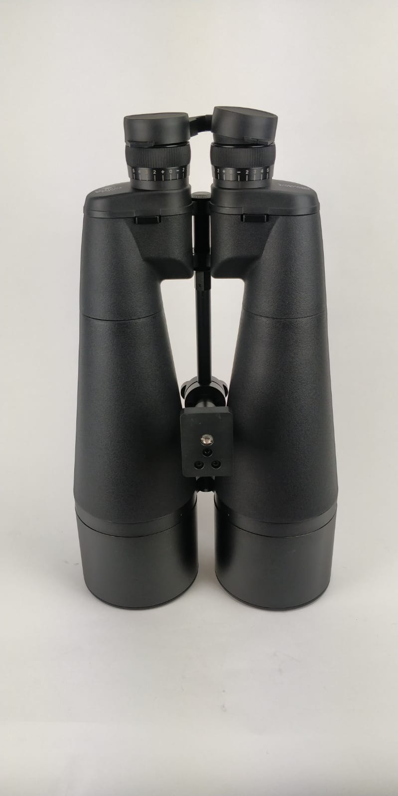  TS-Optics Large 23x110 MX Binoculars with Tripod Adapter, nitrogen-purged, rubber armoured [EN] Usato ottime condizioni 