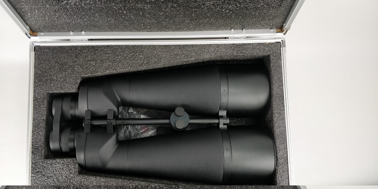  TS-Optics Large 23x110 MX Binoculars with Tripod Adapter, nitrogen-purged, rubber armoured [EN] Usato ottime condizioni 