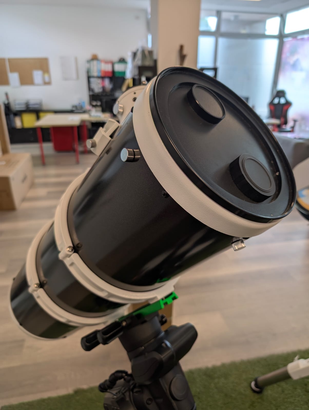   Tubo ottico riflettore newton Quattro 200/800 f/4 +  AE Collimation tool Easy Sky Watcher Usato ottime condizioni   