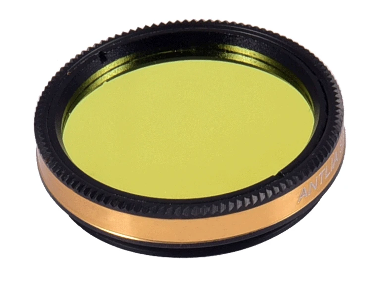  Il filtro H-Alpha da 3nm da 31.8mm di Antlia Filters è un filtro a banda molto stretta efficace contro l'inquinamento luminoso 