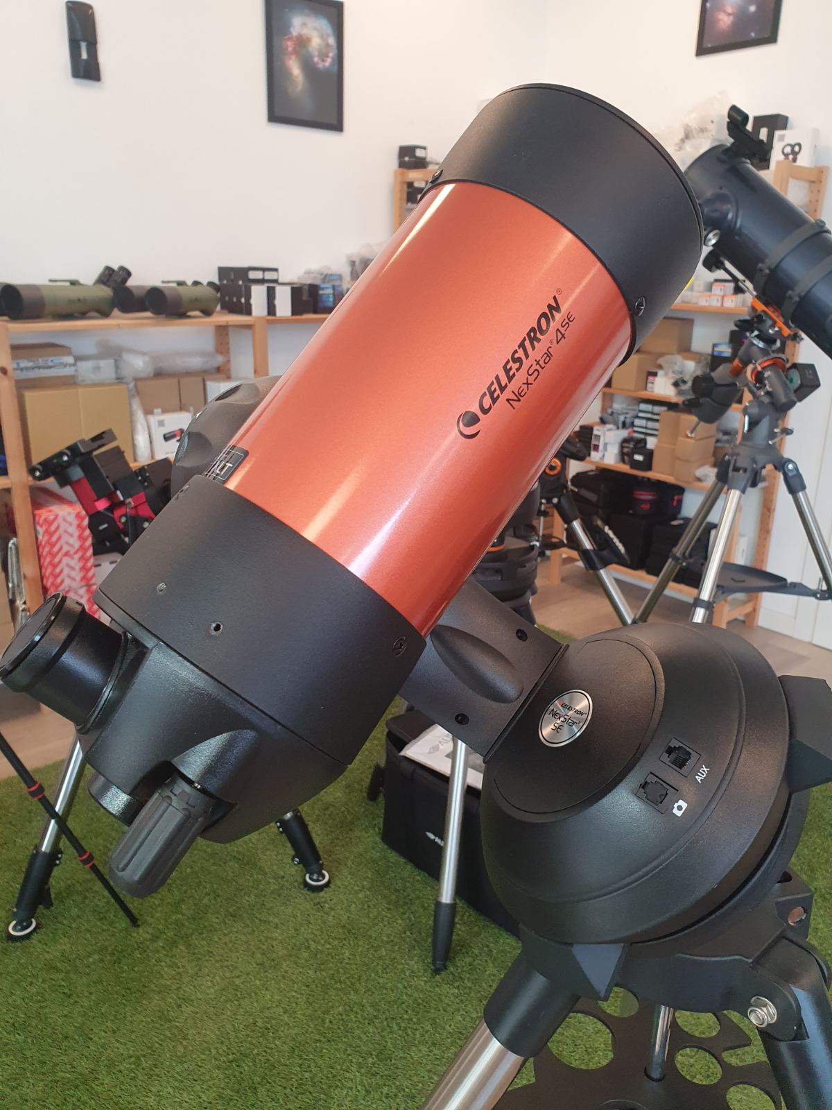  Telescopio Maksutov Nexstar 4SE con montatura altazimutale computerizzata GO-TO - usato, condizioni pari al nuovo 