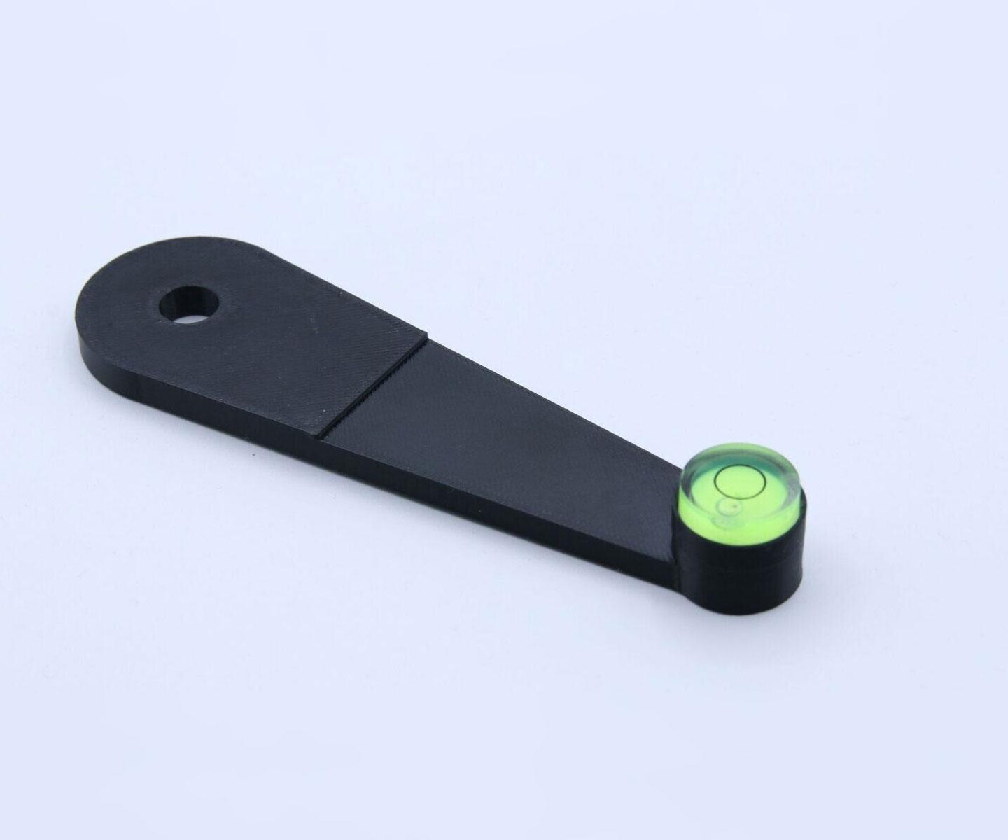  You can use this spirit level to level the tripod of the SeeStar S50 while the telescope is attached. [EN] 