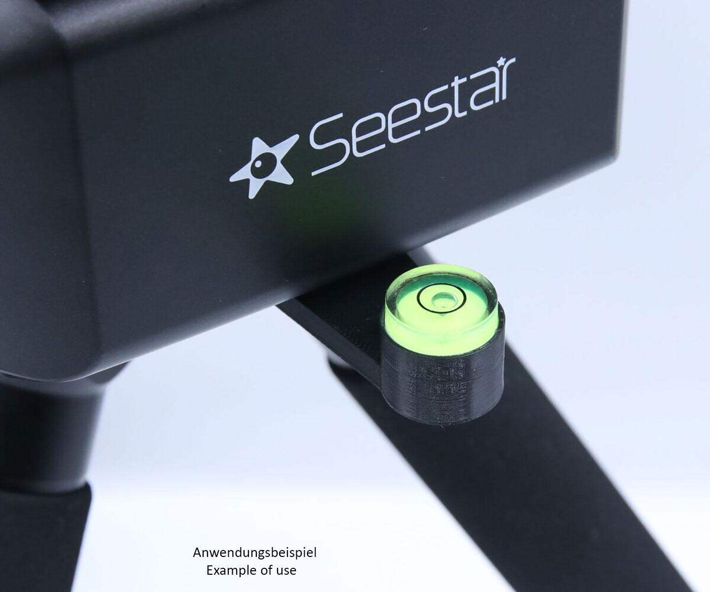  You can use this spirit level to level the tripod of the SeeStar S50 while the telescope is attached. [EN] 