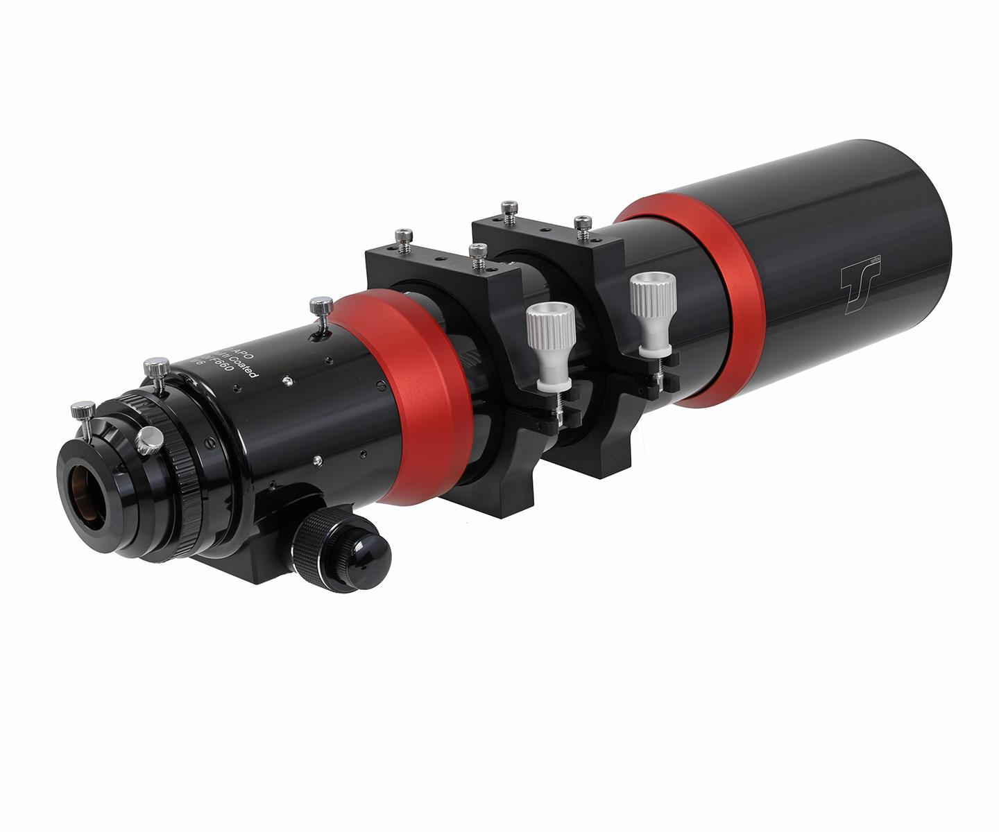  The fast 110 mm ED APO offers good chromatic correction through two special glasses, it is designed for observation and astrophotography. [EN] 