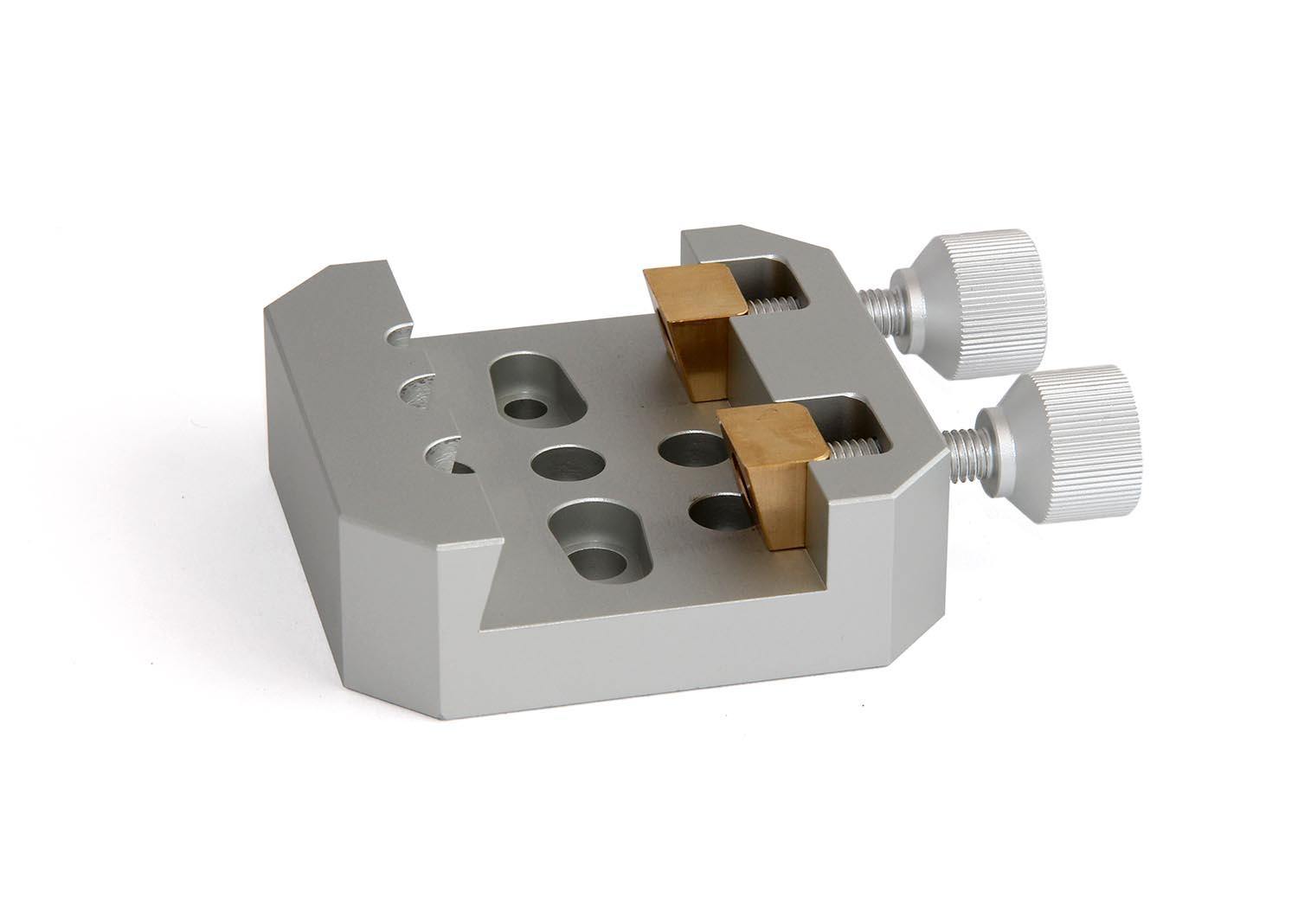   TS-Optics Optics XL Premium Dovetail Clamp adaption for big telescopes and cameras [EN]  