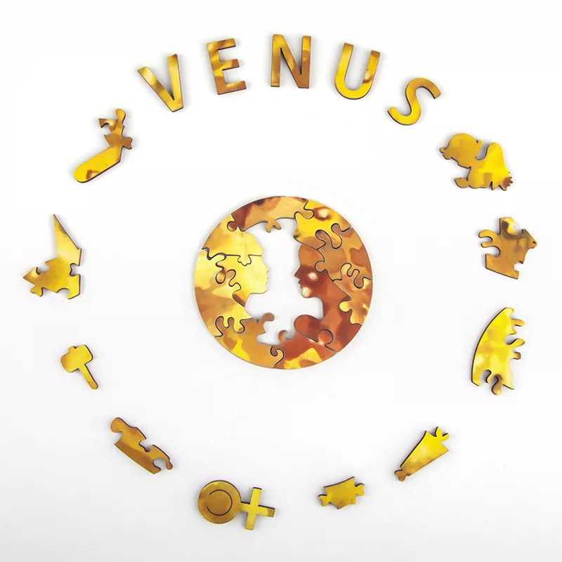  Puzzle in legno rappresentante  Venere  