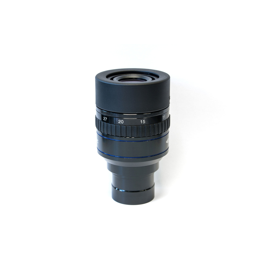  Oculare zoom 9mm-27mm con 7 elementi in 4 gruppi, barilotto da 31.8mm e paraluce Twist-Cup 